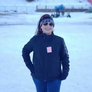 Meet your Posher, Toni